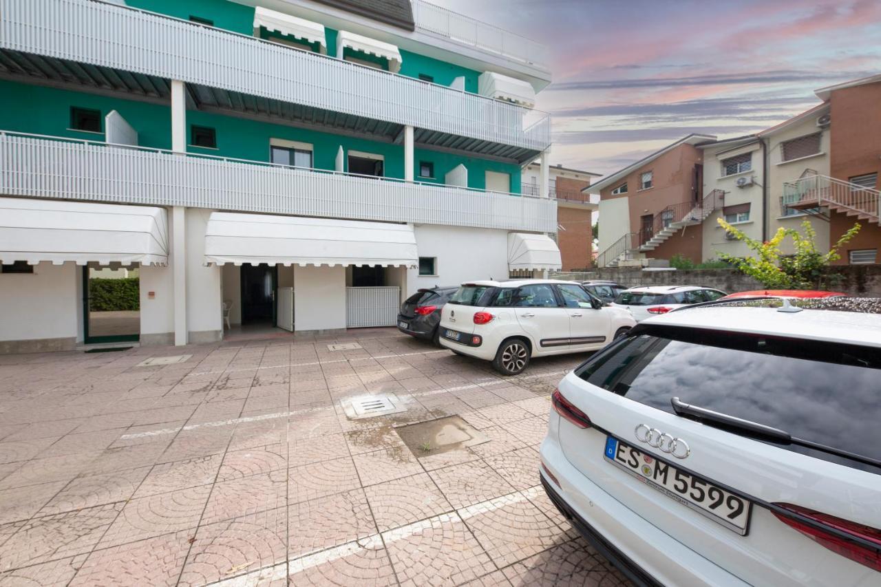 Hotel Olanda Jesolo Extérieur photo